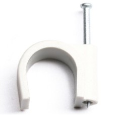 Скоба пластиковая с гвоздем, д.13 - 14мм DKC 51900