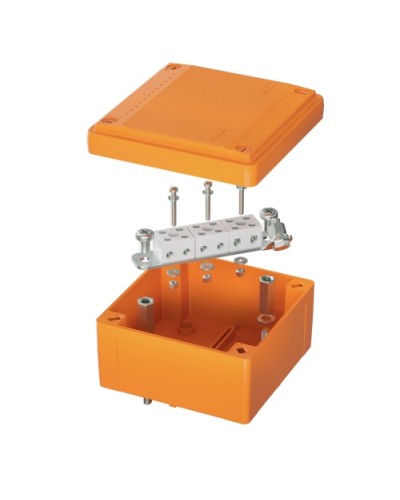 Коробка пластиковая FS с гладкими стенками и клеммниками IP56 100х100х50мм 6р 450V,6A, 4мм.кв DKC (FSB10604) в Таганроге Распределительные коробки Pintop.ru