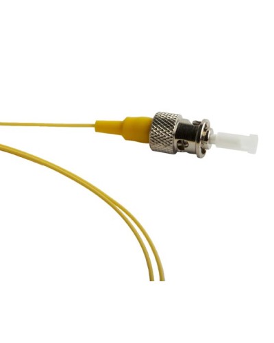 Пигтейл одномодовый оптический SM 9/125 (OS2), ST/APC, 1 м, LSZH Hyperline FPT-B9-9-ST/AR-1M-LSZH-YL в Таганроге Пигтейлы Pintop.ru