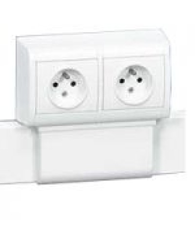 Рамка Mosaic Legrand 031621 в Таганроге Аксессуары для кабель-канала Pintop.ru