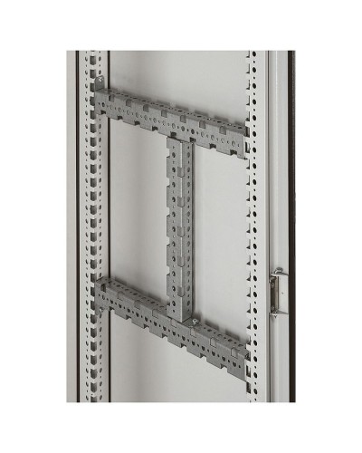 Траверс многофункциональный Legrand 048033 в Таганроге Аксессуары для стоек и шкафов Pintop.ru