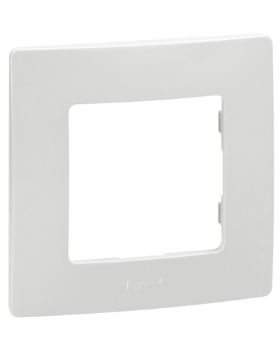 Рамка 1 пост Etika белый Legrand 672501 в Таганроге Аксессуары для кабель-канала Pintop.ru